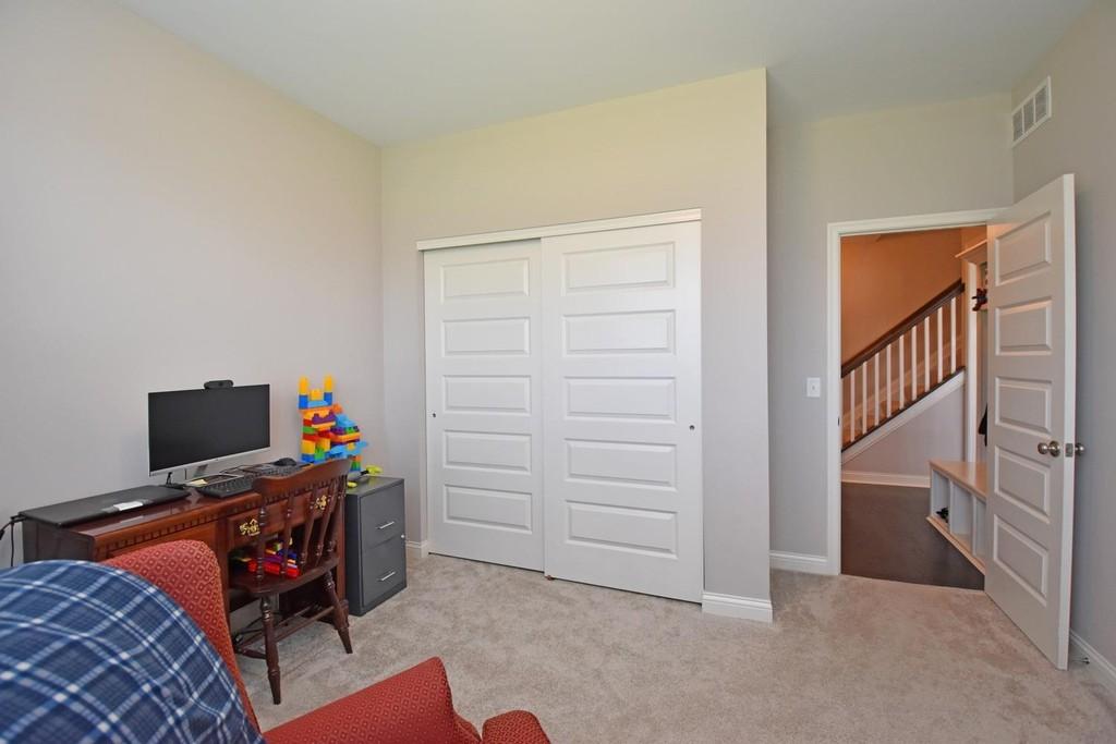 Listing photo 26