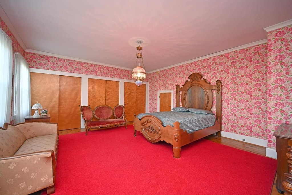 Listing photo 18
