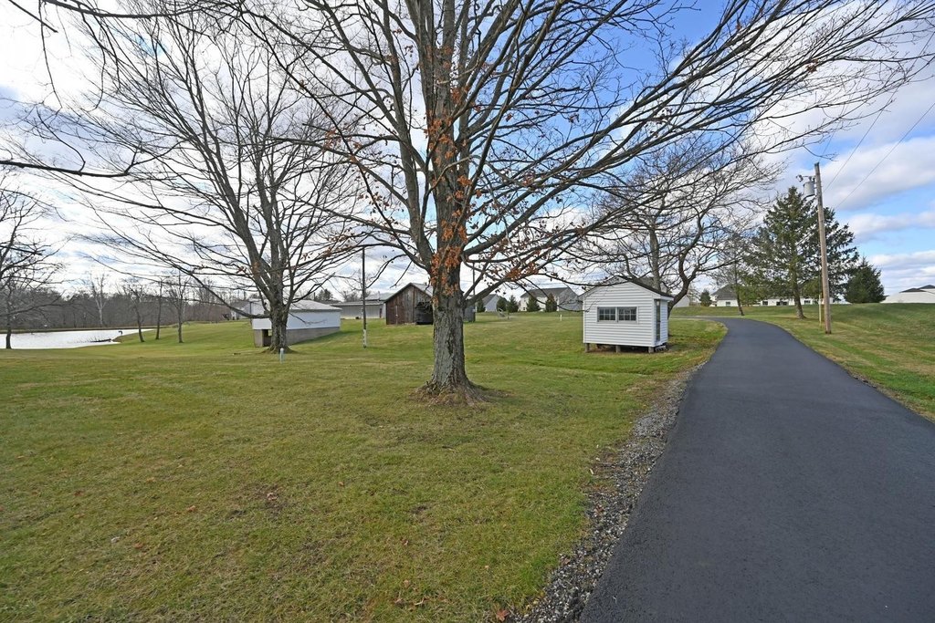 Listing photo 22
