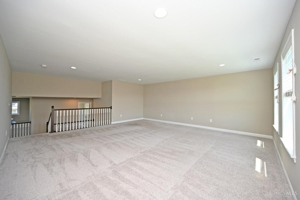 Listing photo 28