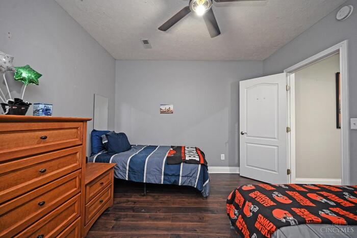 Listing photo 26
